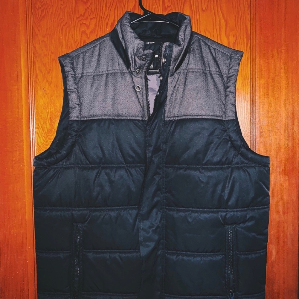 Classic Puffer Vest in Two-Tone Charcoal